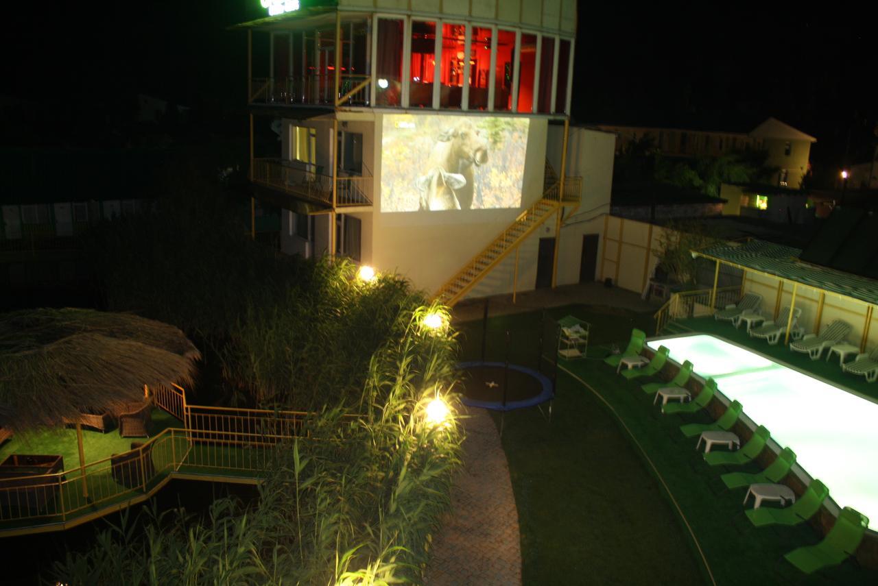 Green Hotel-Club Zatoka Ngoại thất bức ảnh