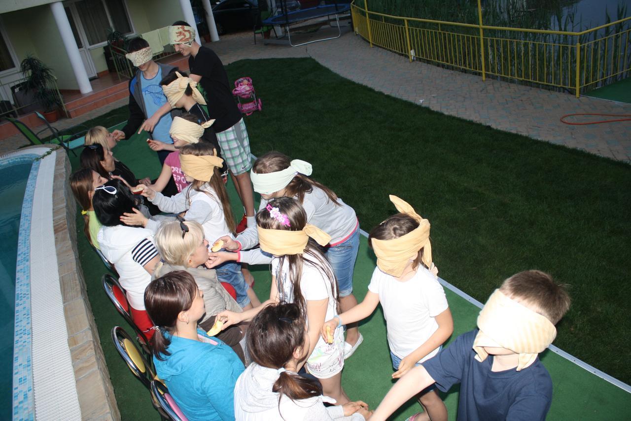 Green Hotel-Club Zatoka Ngoại thất bức ảnh