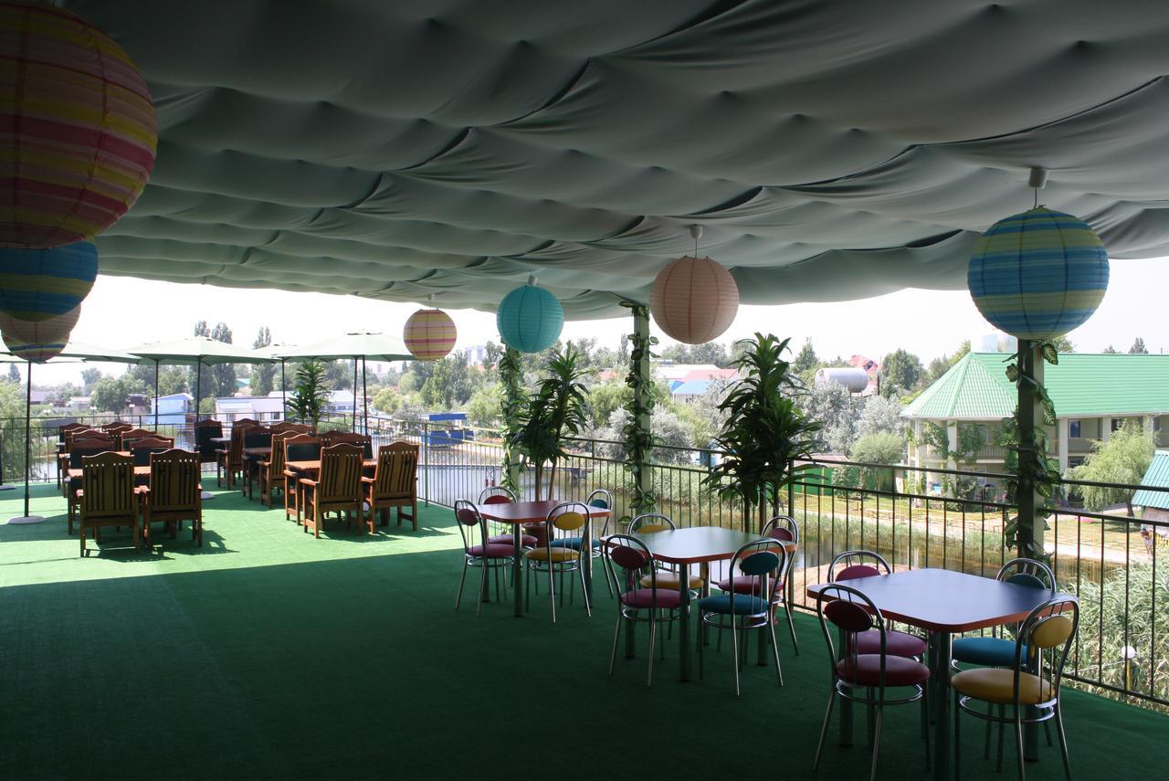 Green Hotel-Club Zatoka Ngoại thất bức ảnh