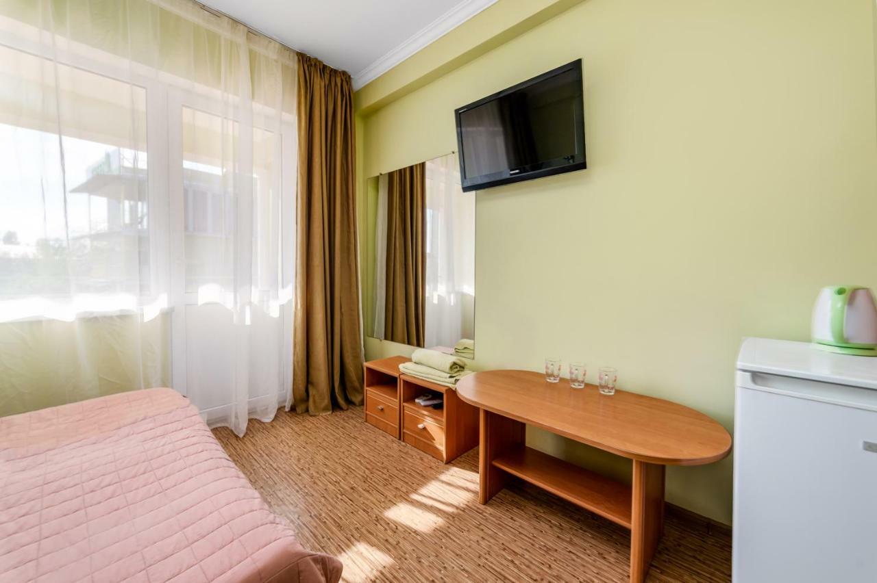 Green Hotel-Club Zatoka Ngoại thất bức ảnh