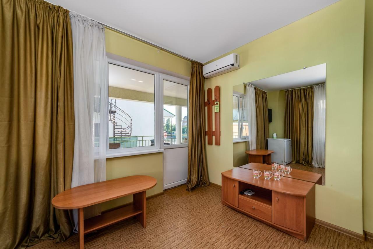 Green Hotel-Club Zatoka Ngoại thất bức ảnh