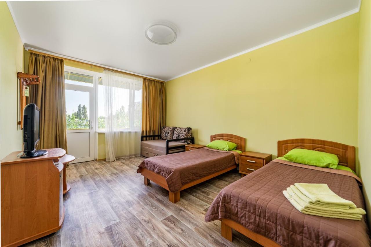 Green Hotel-Club Zatoka Ngoại thất bức ảnh