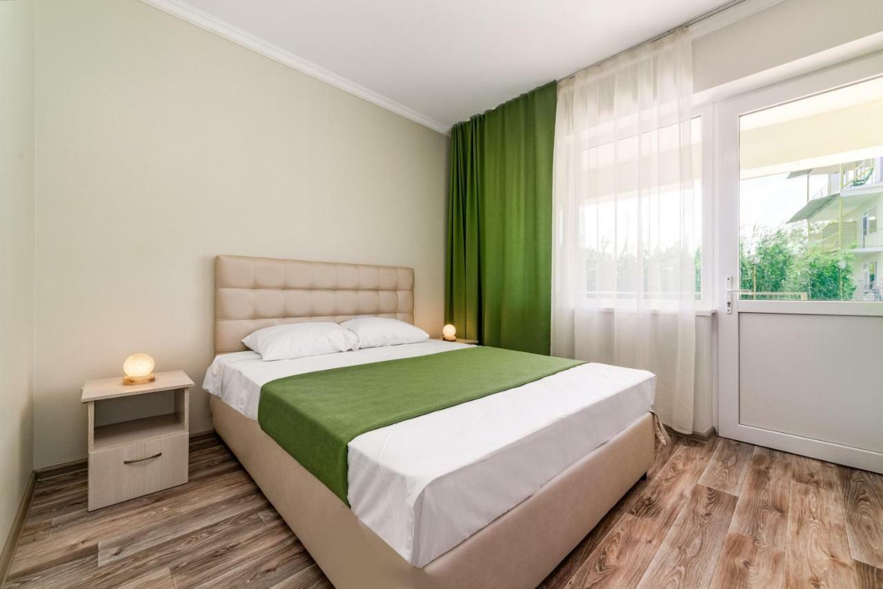 Green Hotel-Club Zatoka Ngoại thất bức ảnh