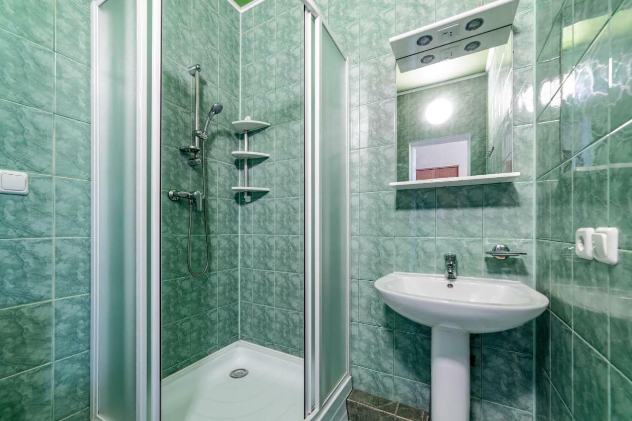 Green Hotel-Club Zatoka Ngoại thất bức ảnh